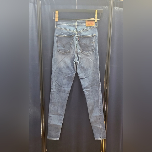 Levi's Mile High Super Skinny - Picture 2 of 5